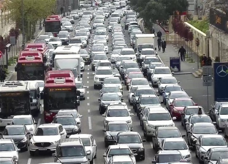 154 avtobusun hərəkət intervalında gecikmələr var