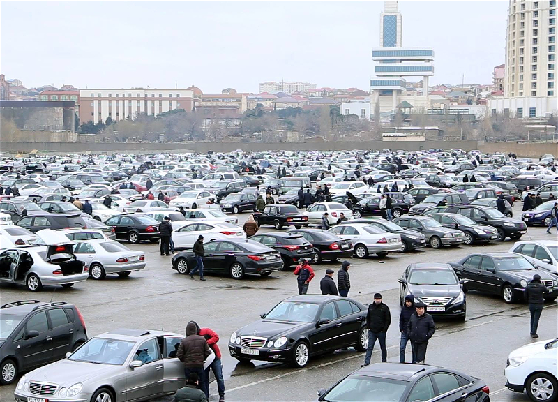 В Азербайджане повысились цены на автомобили - ВИДЕО