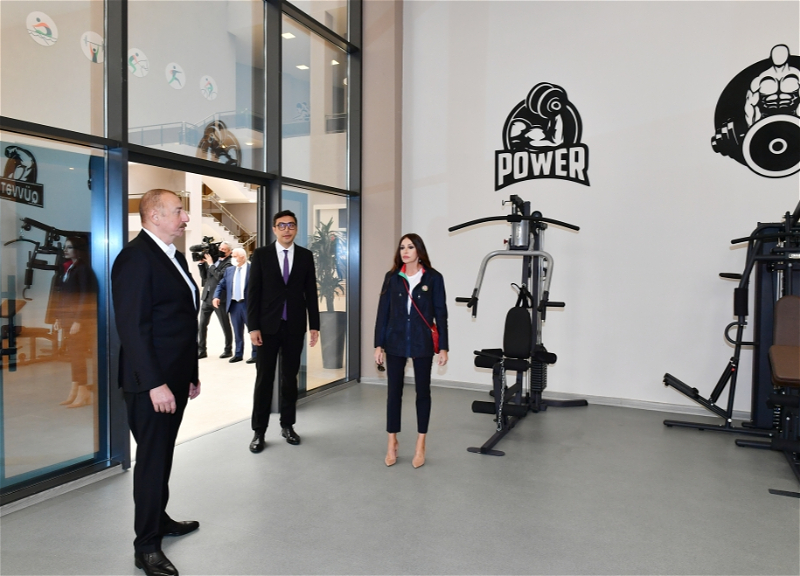 Президент Ильхам Алиев и Мехрибан Алиева приняли участие в открытии Нефтчалинского Олимпийского спортивного комплекса - ФОТО