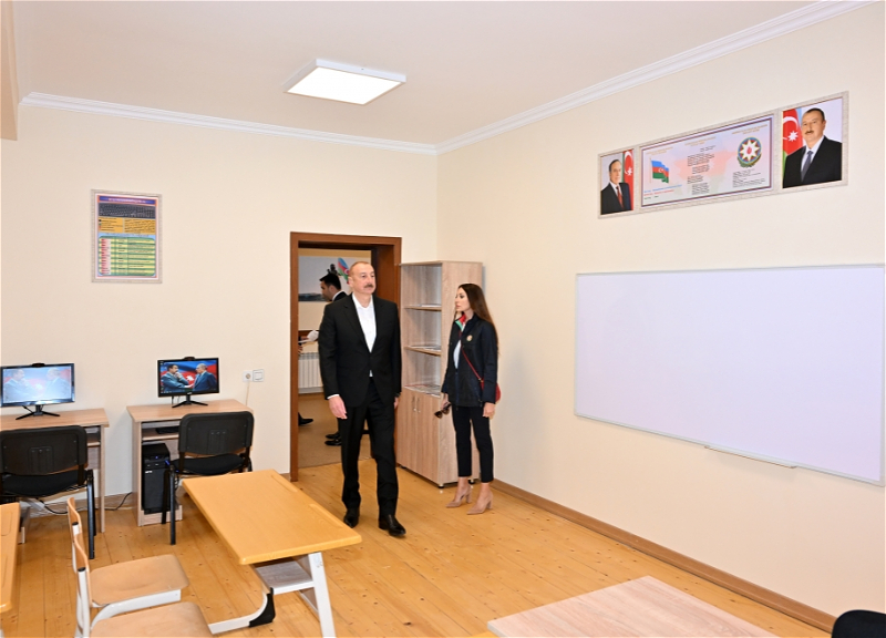 Ильхам Алиев и Мехрибан Алиева приняли участие в открытии новой школы в Нефтчалинском районе - ФОТО