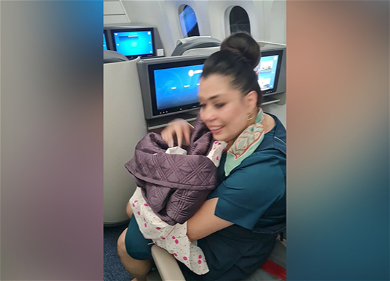 В летевшем в Стамбул самолете родился ребенок – ФОТО