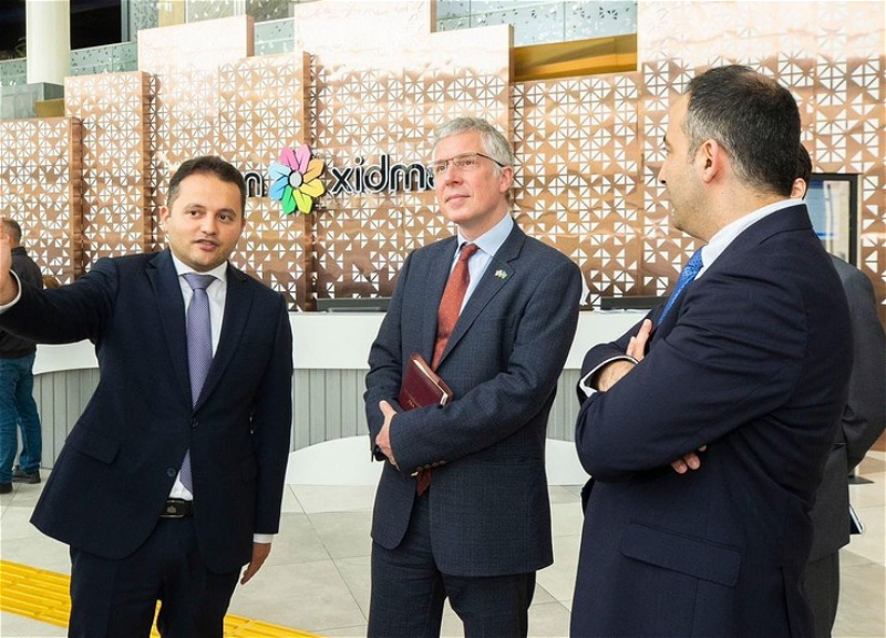 Böyük Britaniya səfiri “ASAN Xidmət”ə gedib