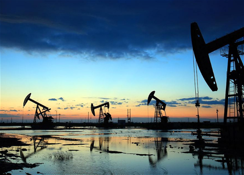 Цена на нефть в госбюджете на 2023 год может быть пересмотрена