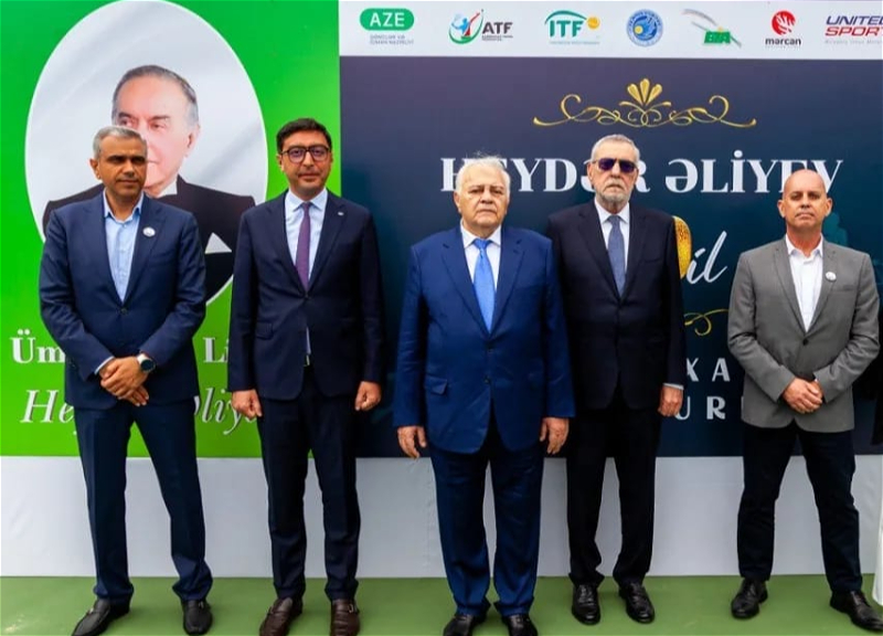 300 теннисистов собрались на турнире в Баку - ФОТО