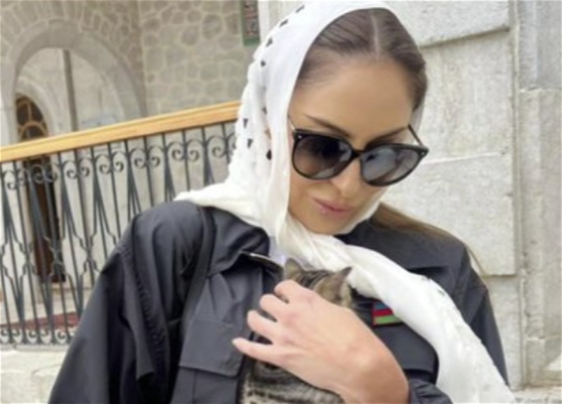 Leyla Əliyeva Mehriban Əliyevanın maraqlı fotosunu paylaşdı