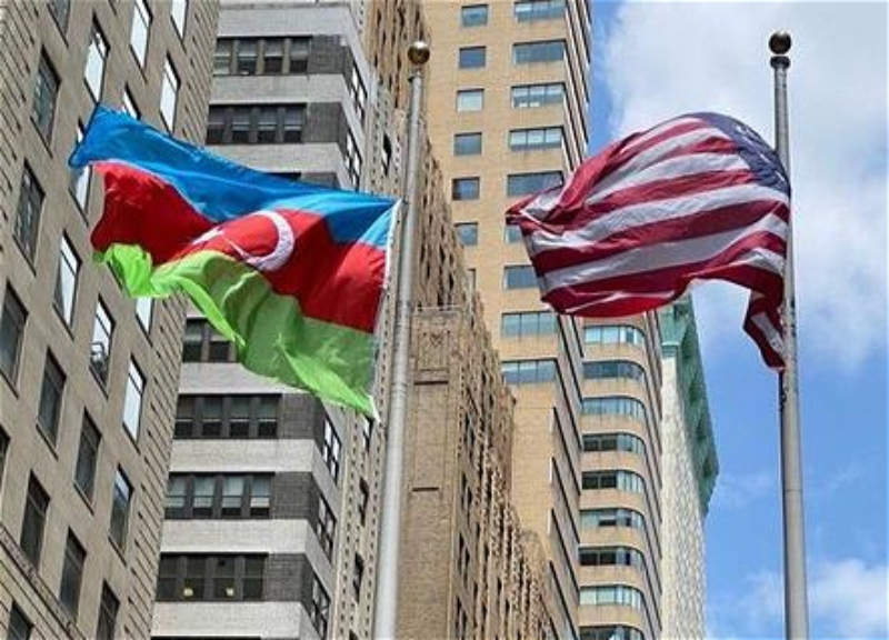 В Нью-Йорке поднят государственный флаг Азербайджана - ФОТО