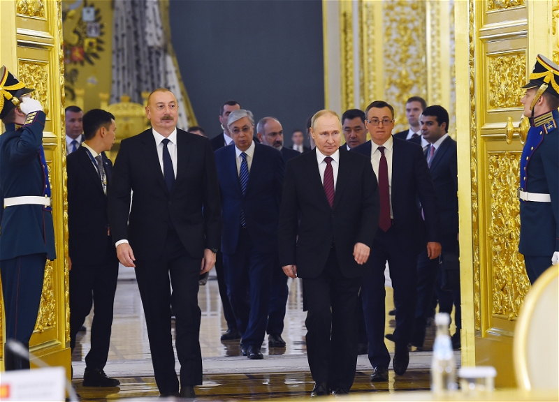 Ильхам Алиев принял участие в заседании Высшего Евразийского экономического совета в расширенном составе - ФОТО