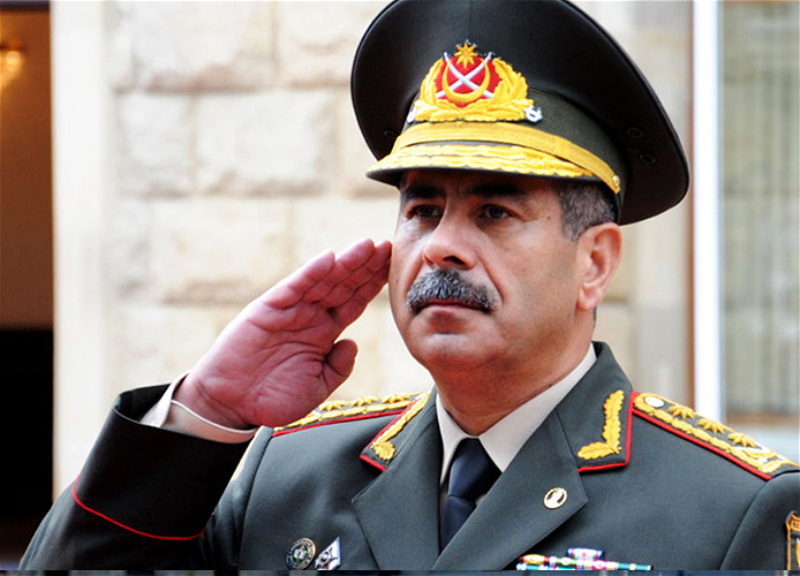 Zakir Həsənov Gürcüstanda hərbi paradda iştirak edir
