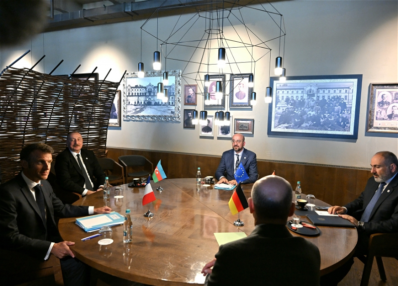 В Кишинэу началась неформальная встреча лидеров Азербайджана, Армении, Совета ЕC, Германии и Франции