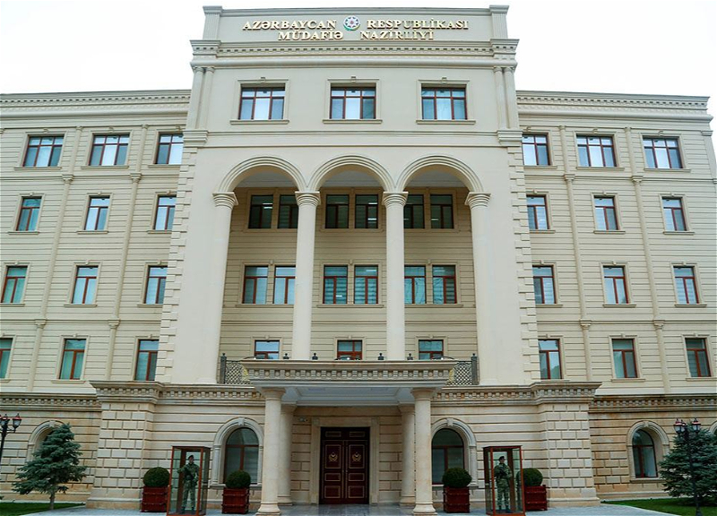 МО: Члены незаконных армянских формирований попытались установить долговременные фортификационные сооружения