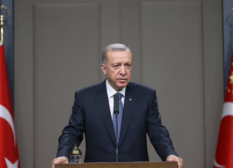 Президента Турции проинформировали о взрыве на военном заводе
