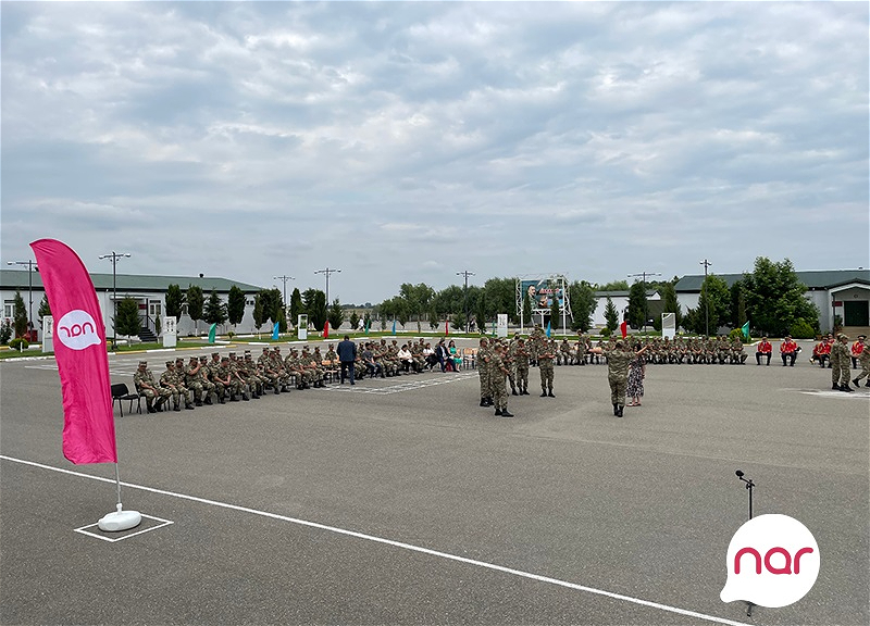 Nar поздравил военнослужащих с Днем Вооруженных сил - ФОТО