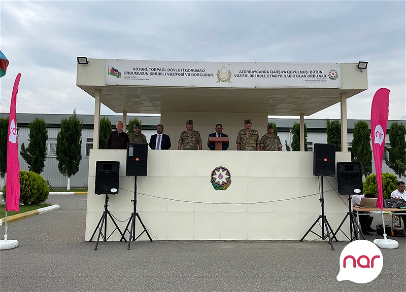 Nar Silahlı Qüvvələr Günü münasibətilə hərbçiləri təbrik etdi - FOTO