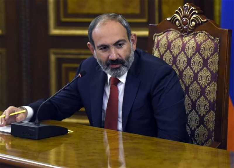 Пашинян уволил двух замминистра МЧС Армении