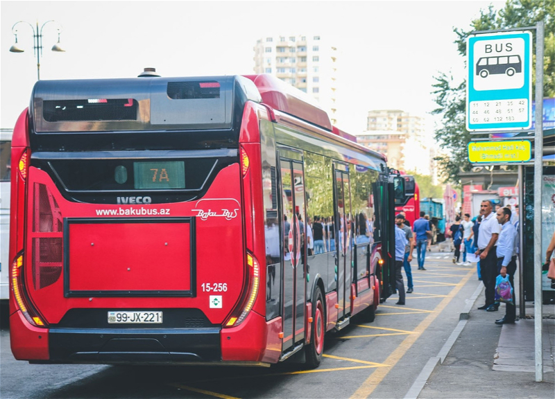 153 avtobusun hərəkət intervalında gecikmələr var