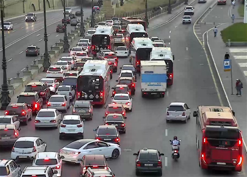 114 avtobusun hərəkət intervalında gecikmələr var