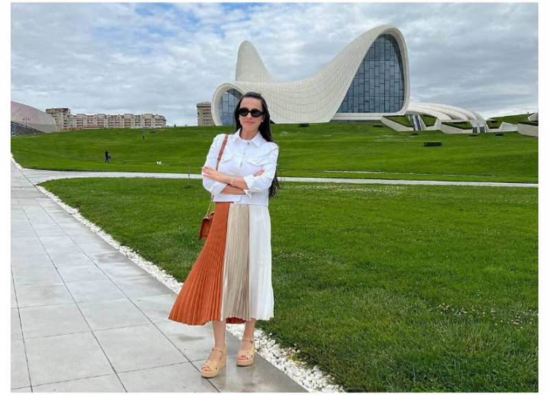 Наиля Аскерзаде вновь в Баку: «Всем привет из города ветров!» – ФОТО