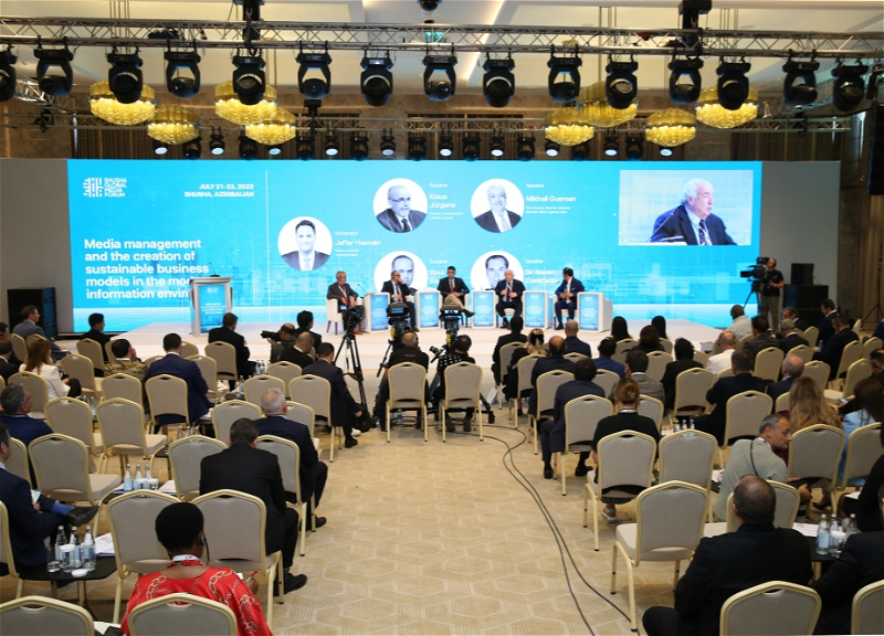 Şuşada Qlobal Media Forumunun ikinci sessiyası başladı