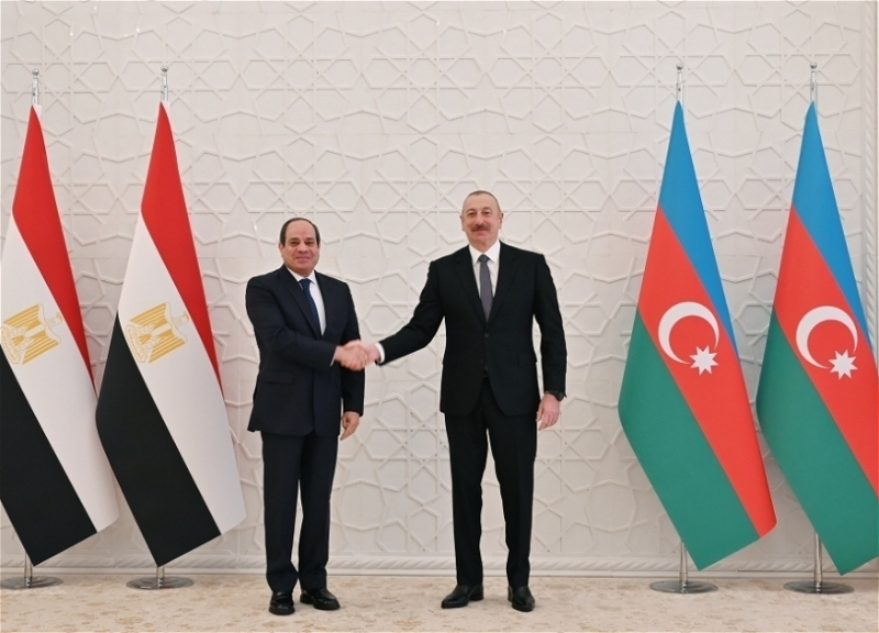 Ильхам Алиев: Азербайджан и Египет объединяют традиционно дружеские отношения
