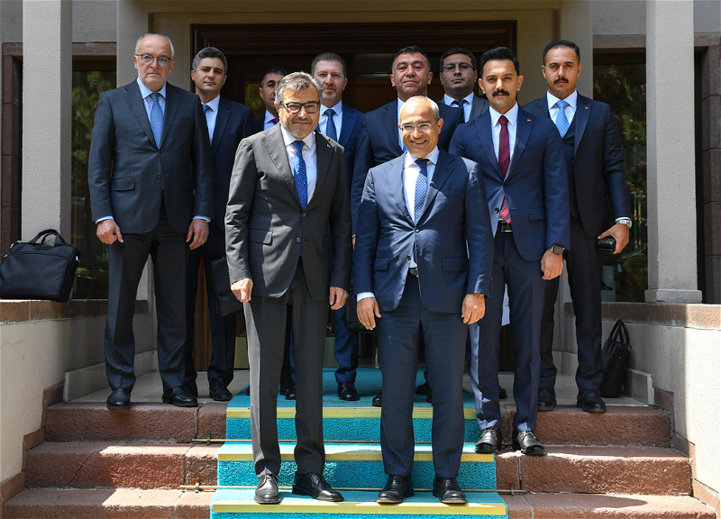 Mikayıl Cabbarov və Türkiyənin ticarət naziri Ömer Bolat arasında görüş keçirilib