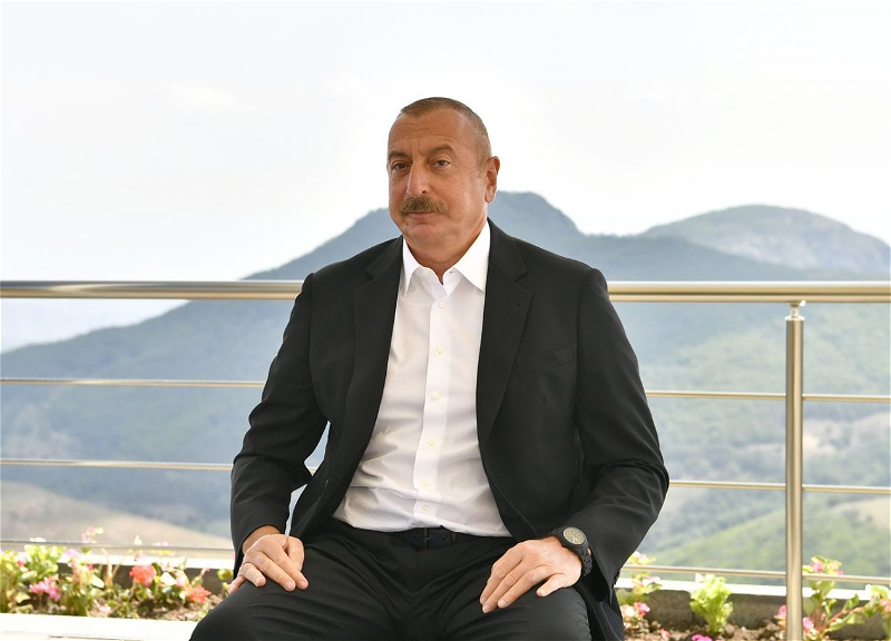 «Для нас нет большой разницы…» Ильхам Алиев о посредничестве России и Запада в азербайджано-армянских переговорах