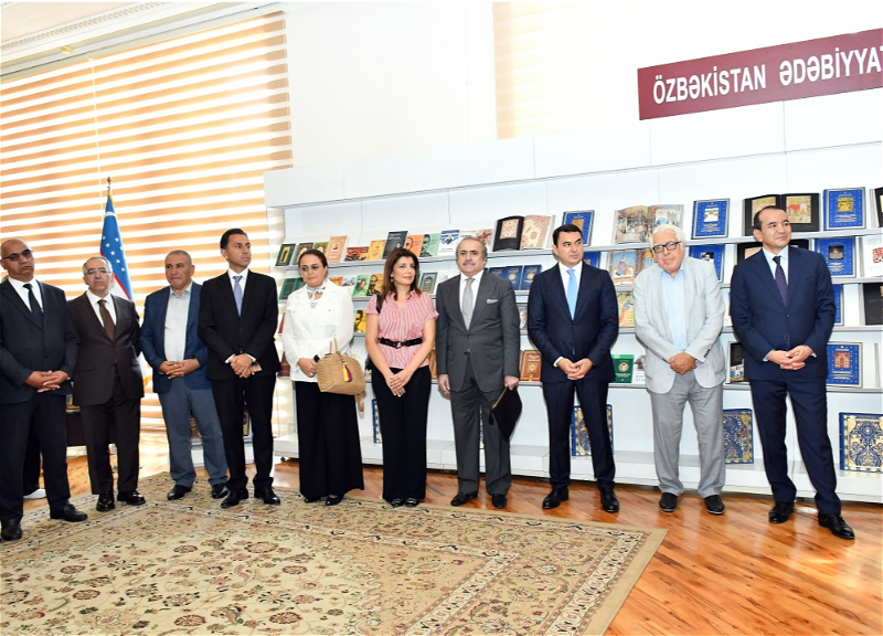 Milli Kitabxanada “Özbək ədəbiyyatı guşəsi”nin açılışı keçirilib - FOTO