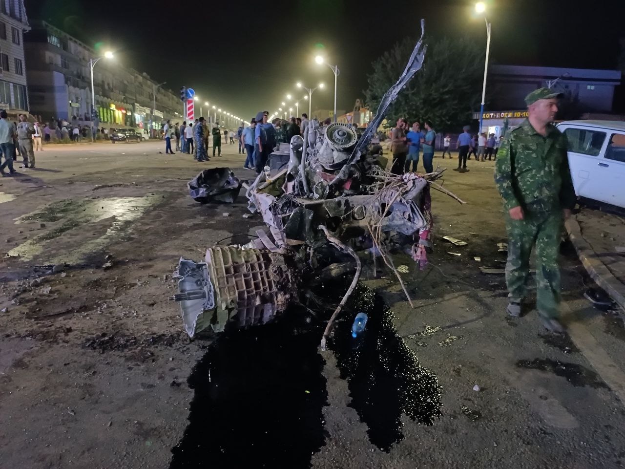 В Таджикистане грузовик протаранил несколько автомобилей и врезался в дом -  ФОТО | 1news.az | Новости