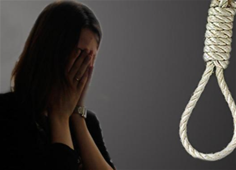 39 yaşlı qadın özünü asdı