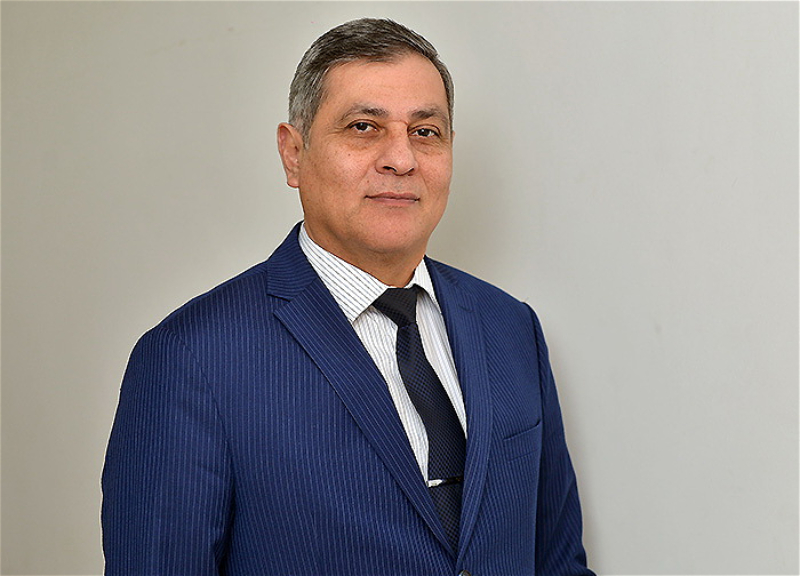 Азербайджанский судья-инспектор на матче Армении