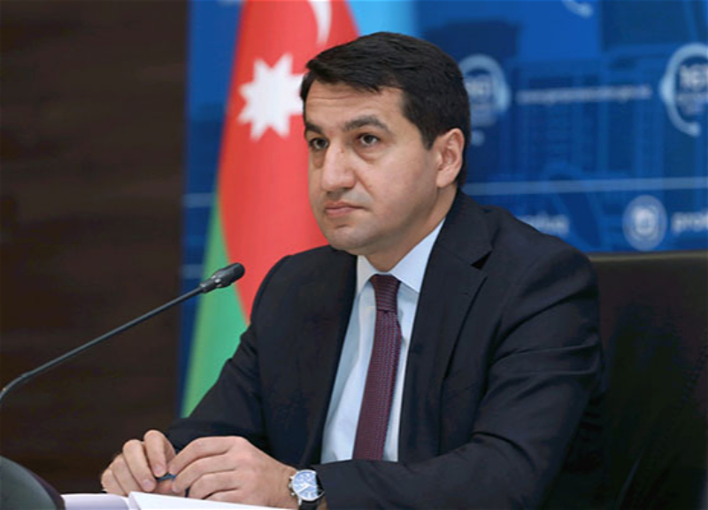 Hikmət Hacıyev: “Ağdam-Əsgəran-Xankəndi yolu bütün lazımi yüklərin daşınması üçün açıqdır”