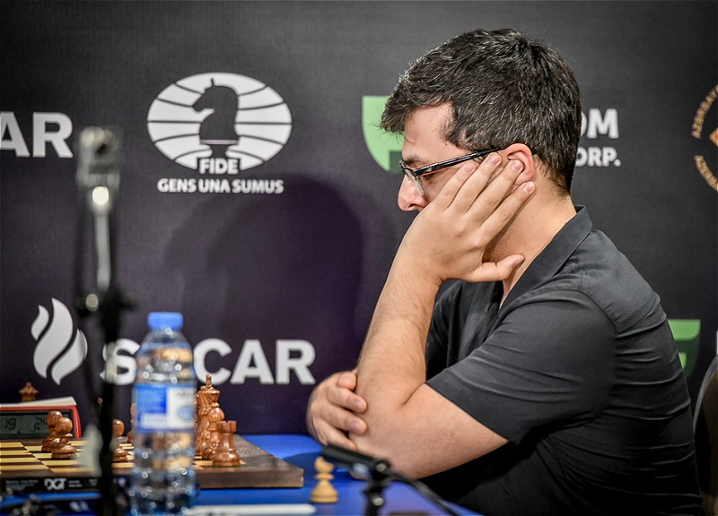 Азербайджанский шахматист в борьбе за полуфинал Кубка мира