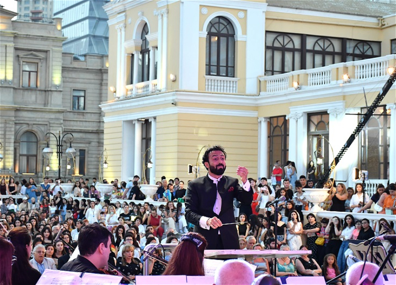 Filarmoniyanın yay səhnəsində Niyazinin doğum gününə həsr olunan konsert keçirildi - FOTO