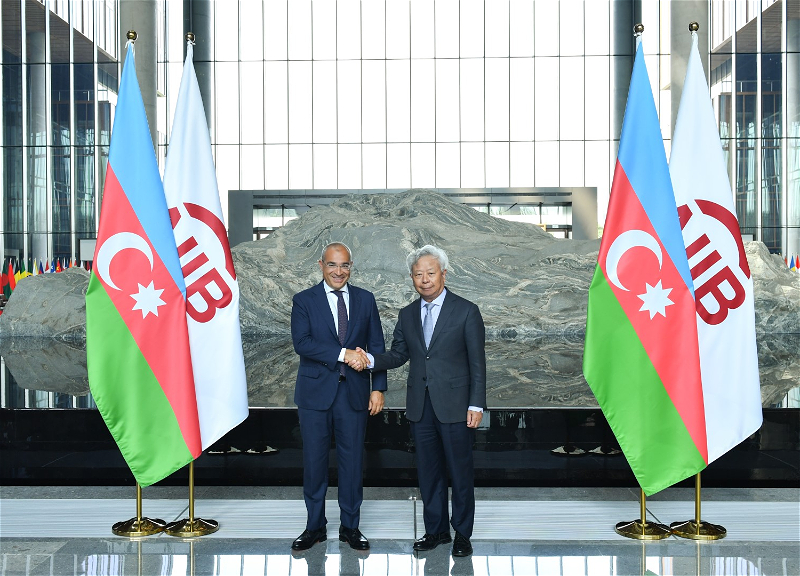 Делегация Азербайджана находится с визитом в Китае - ФОТО