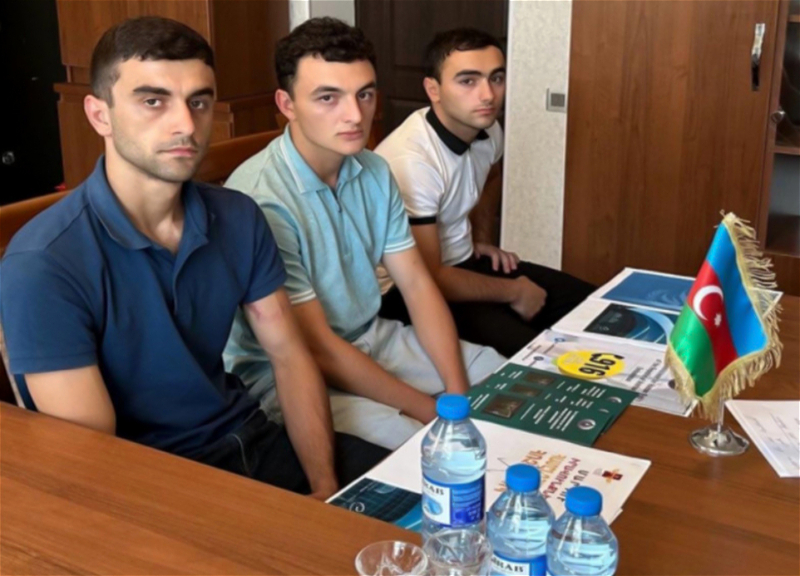 Армянские футболисты, оскорбившие флаг Азербайджана, освобождены и высланы в Армению