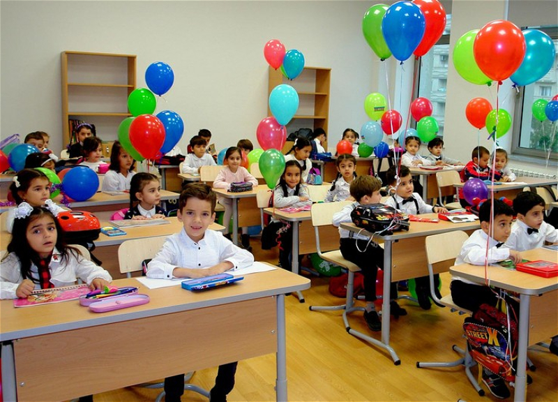 Обнародовано число школьников в Баку в новом учебном году