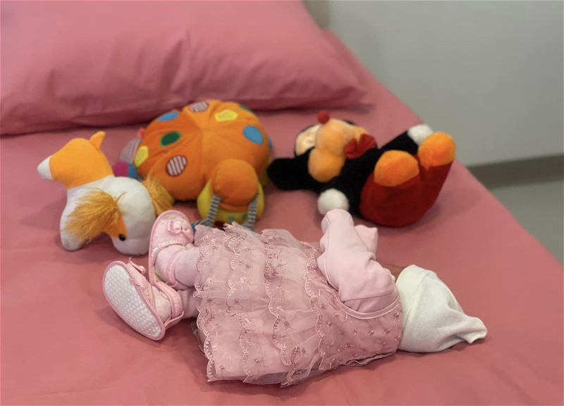 Salyanda küçədə tapılan körpənin son durumu açıqlanıb - FOTO