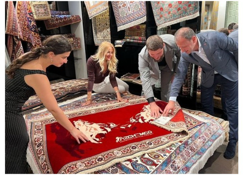 «Азерхалча» продолжает популяризацию азербайджанских ковров за пределами страны