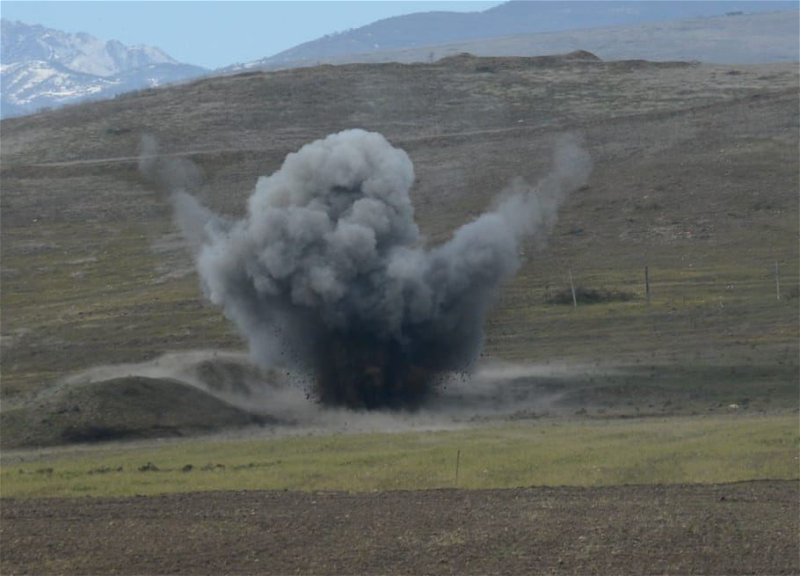 Двое военнослужащих ВС Азербайджана погибли, подорвавшись на армянской мине