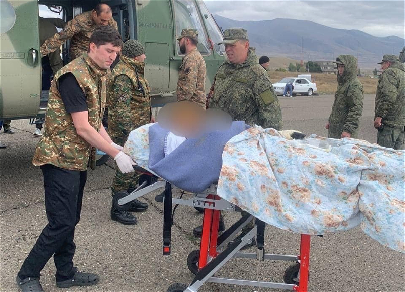 Первый вертолет с пострадавшими при взрыве в Ханкенди прибыл в Армению - ФОТО