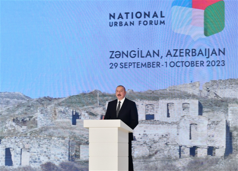 Ильхам Алиев принимает участие в Азербайджанском национальном форуме по градостроительству в Зангилане - ФОТО