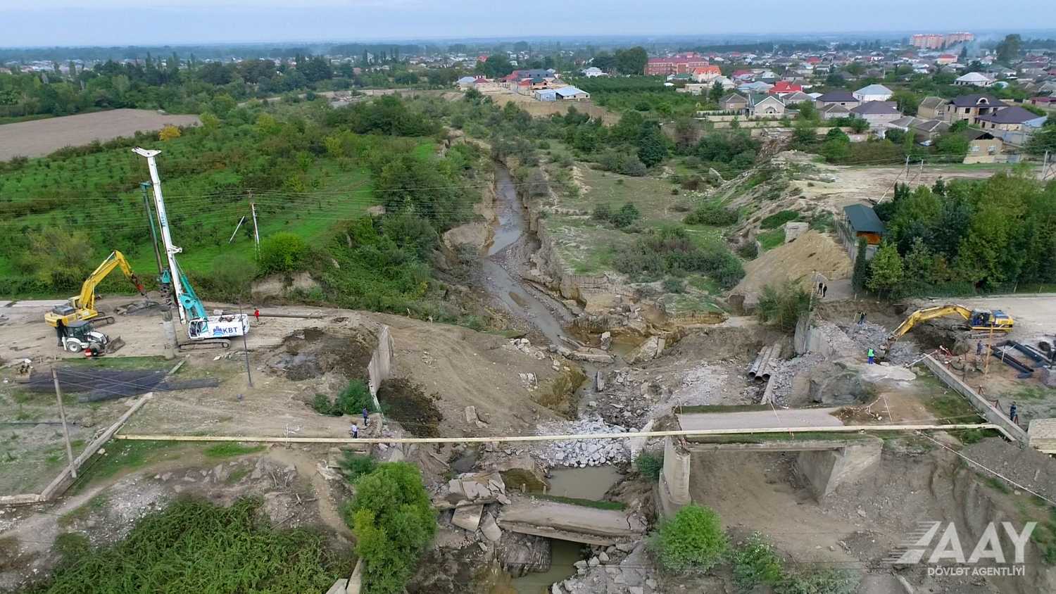 Строящаяся заново