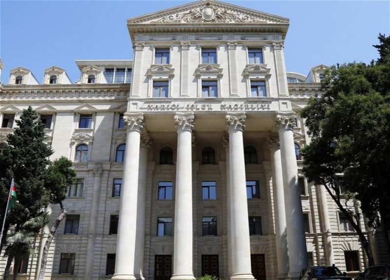 МИД: Обвинения Франции в «оккупации» Азербайджаном территорий Армении вызывают смех