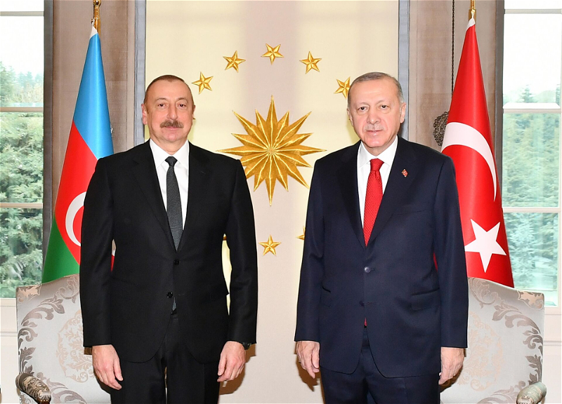 Президент Ильхам Алиев поздравил Президента Реджепа Тайипа Эрдогана
