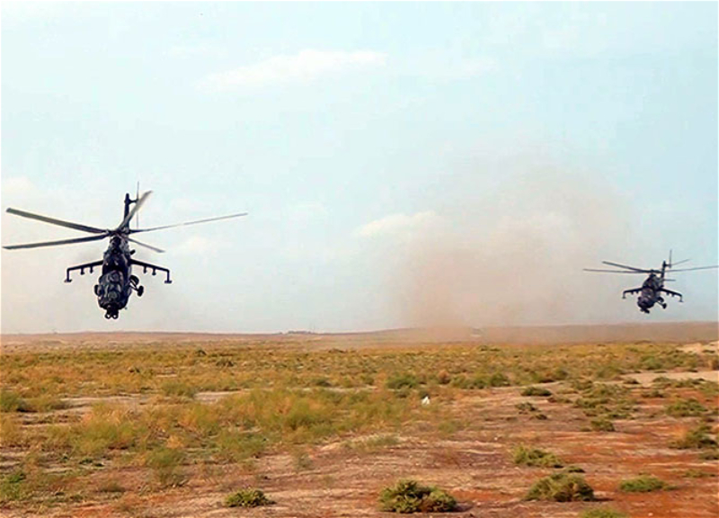 Вертолетные подразделения ВВС Азербайджана проводят учения – ВИДЕО