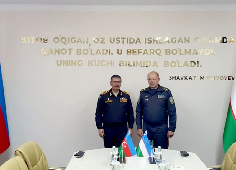 В Бухаре состоялась встреча министров обороны Азербайджана и Узбекистана