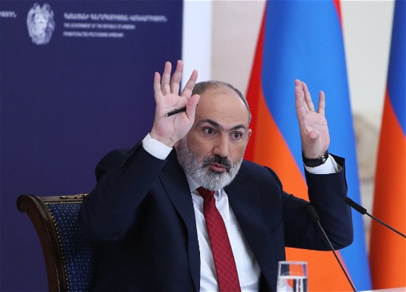Больные на «статус». О том, как Пашинян превратил граждан Армении в «беженцев»