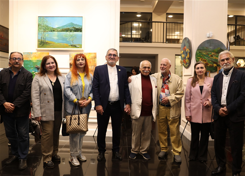 В Баку открылась персональная выставка художника Ильгара Акперова – ФОТО