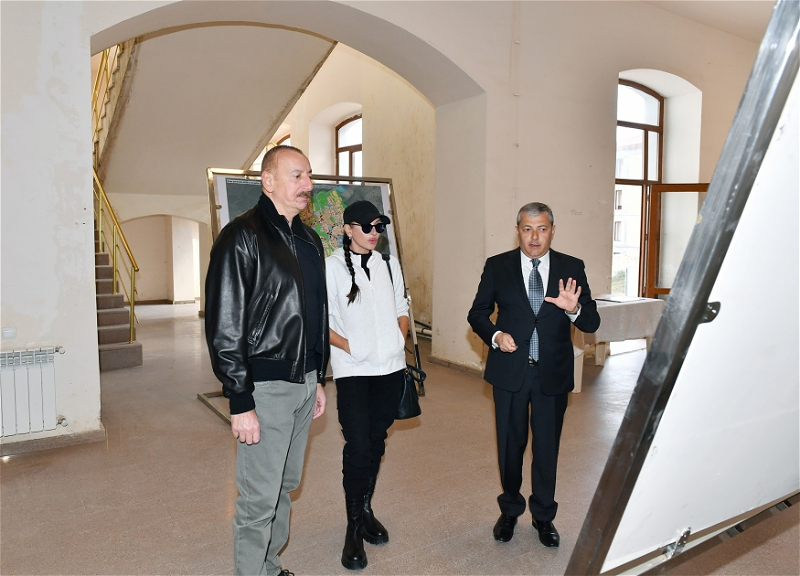 Президент и Первая леди ознакомились с запланированными работами в здании исторического памятника «Женская гимназия»
