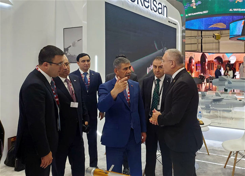 Минобороны Азербайджана обсудило перспективы сотрудничества с турецкой компанией - ФОТО