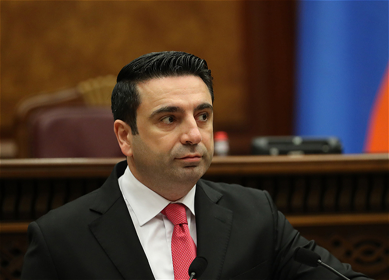 Ален Симонян считает попытки создать «госинституты» в Карабахе угрозой безопасности Армении